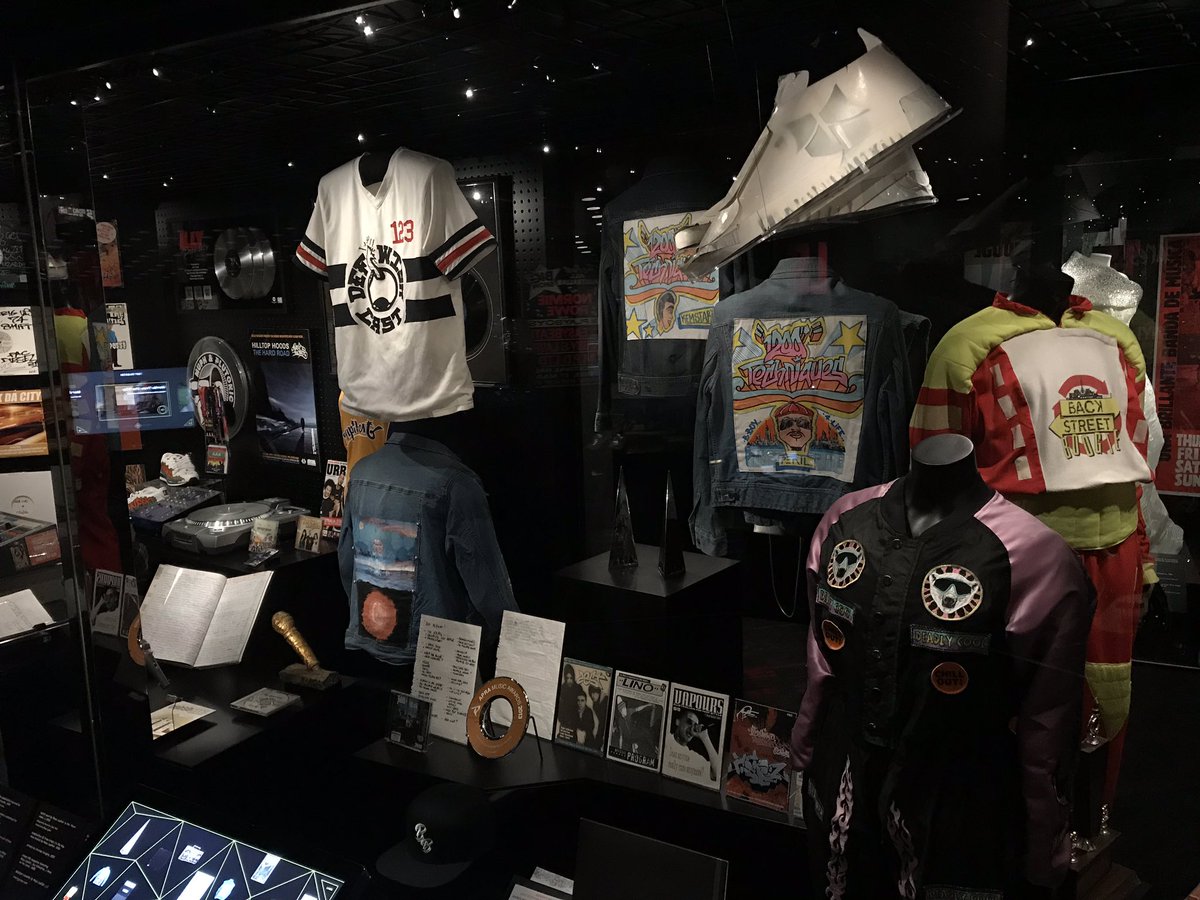 state_ov_mind's tweet photo. I managed to check out the #AustralianMusicVault exhibition at the Melbourne Art Centre last week. It’s definitely worth checking out! There’s lots of great artefacts and memorabilia from Australian musicians. The Australian Hip Hop section was particularly impressive! 1/2 https://t.co/rsXmvDhTzp