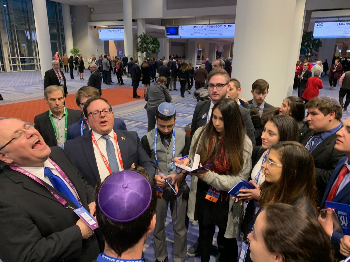 RationalSettler's tweet photo. Thank you @AmbDaniDayan for speaking to @SouthernNCSY & @eHillel students at @AIPAC's #policyconference2019 Your wonderful cheer, strong determination and inspirational message challenge my students to advocate for Israel. https://t.co/0asvDgrnCf