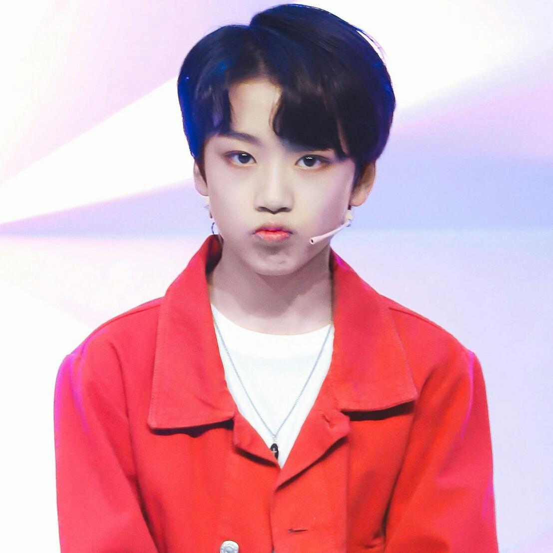 BoystoryStan's tweet photo. #NewProfilePic
#OhMyGosh #BOYSTORY #Mingrui #Gougou #JYP #JYPSTAN #BOSS #BOSSPH https://t.co/wNRH6Iofmd