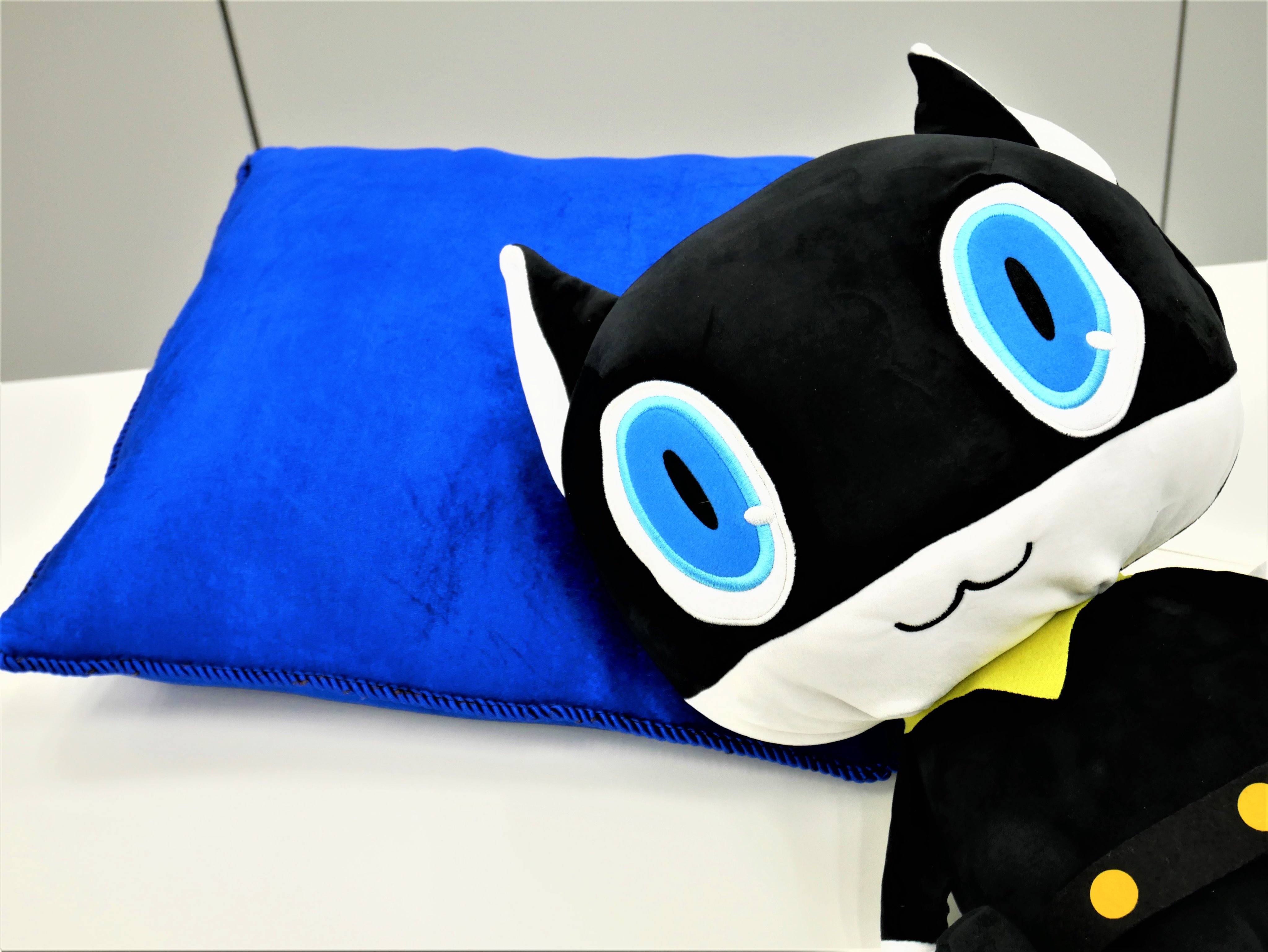 Amazon.co.jp: アトラス ペルソナ20thフェス モルガナぬいぐるみ