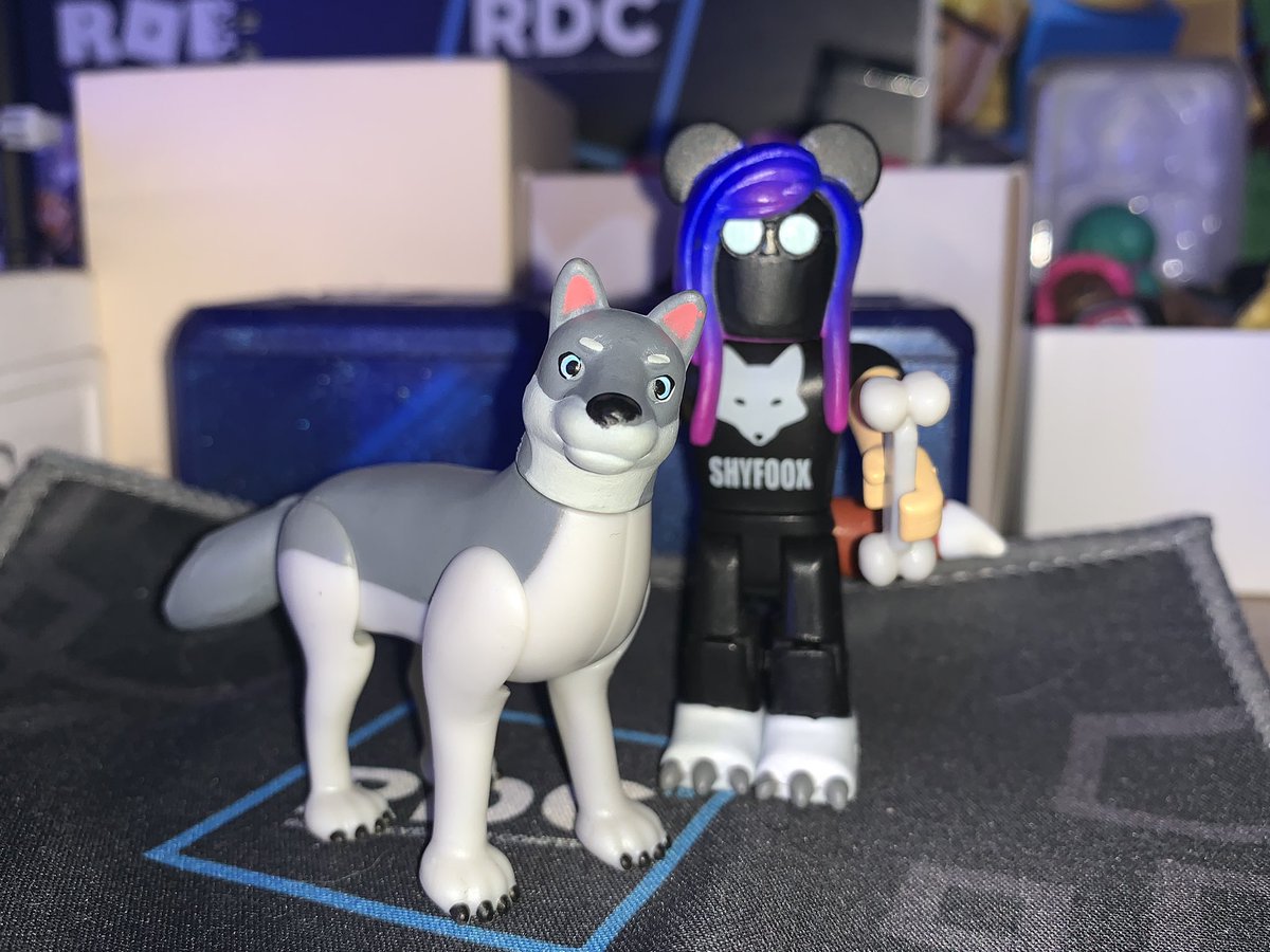 Shyfoox On Twitter A Little Late Tweeting This But Wolves Life - roblox wolves life 3 looks