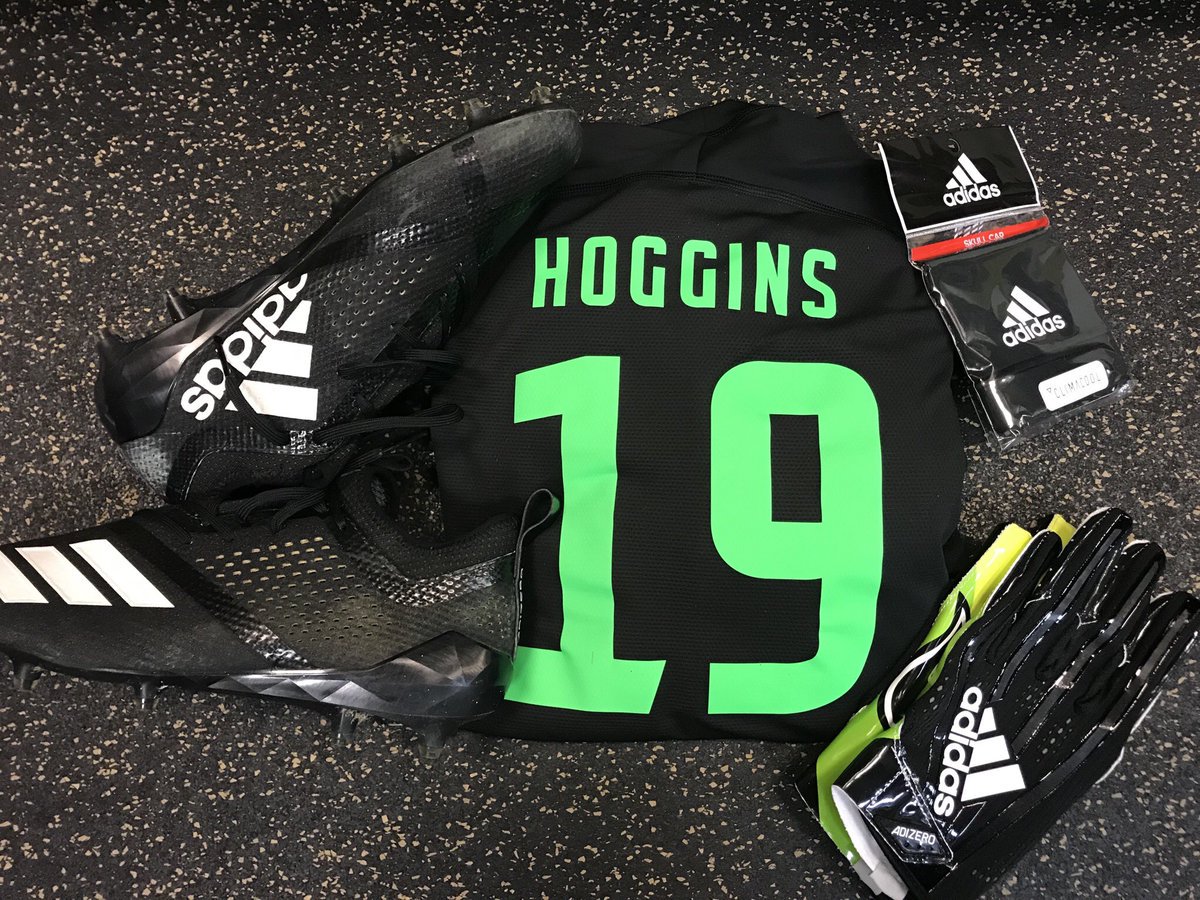 Bulls Pro Day gear 🔥
<a href="/adidas/">adidas</a> #HereToCreate

#BullStrong 🤘💪