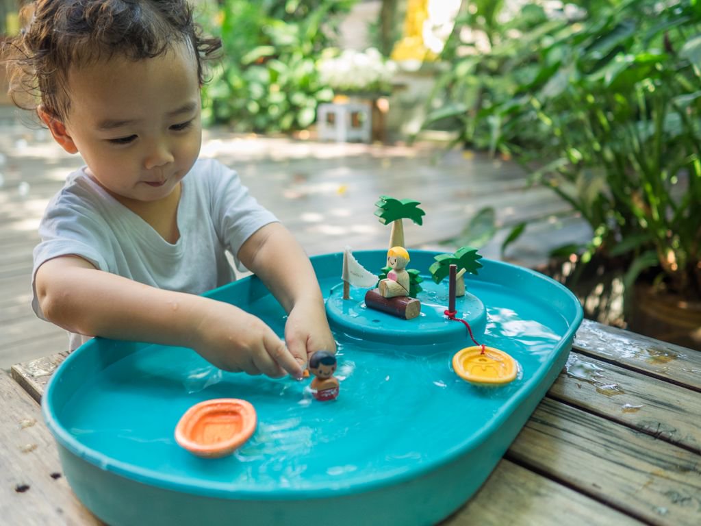 WATER PLAY 💦 
Our brand new #ECOFRIENDLY @PlanToys #WaterPlay Set lets #children create a water world full of fun and adventure
buff.ly/2Upvh3T
#plantoys #playset #ethicaltoys #sustainabletoys #playroom #playroominspo #ecoliving #ecotoys #ecoparents #sustainableliving