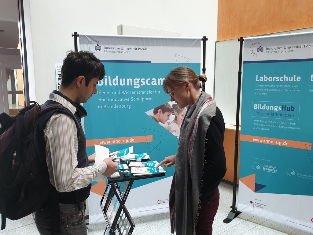 EmmWeeeh's tweet photo. @FLearningCamp
Kommen Sie vorbei und lassen Sie sich inspirieren! https://t.co/SukFN73iTk