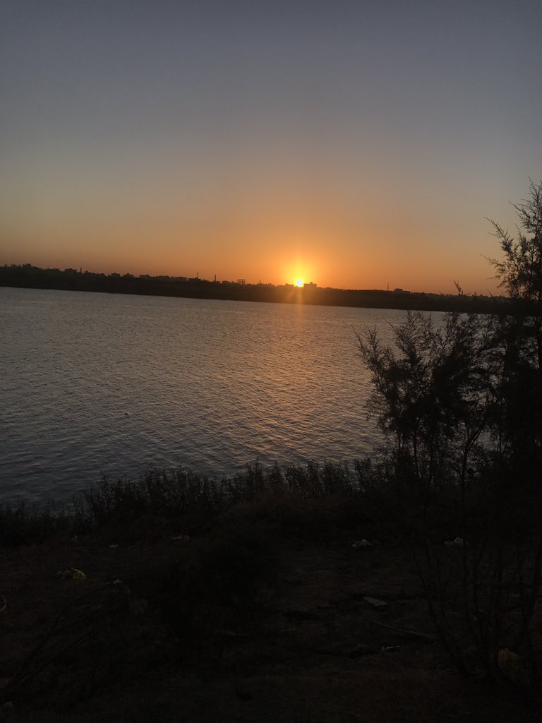Heeba182's tweet photo. Sunrise ✨ https://t.co/dD0deXjKAR