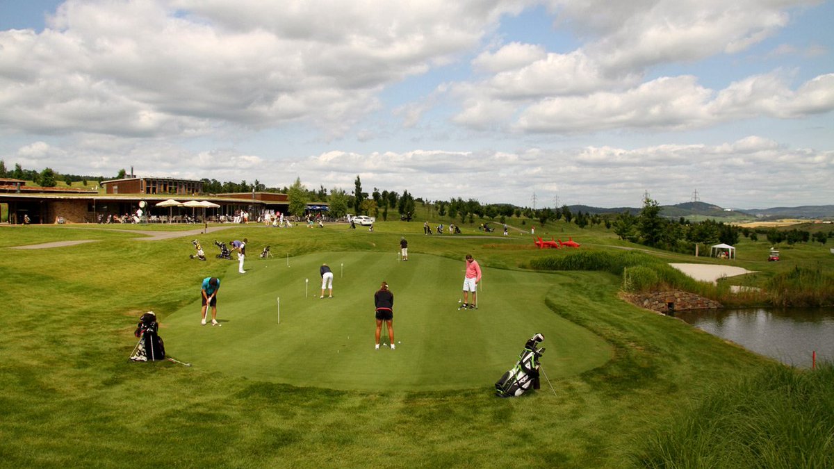 TMR_Slovakia's tweet photo. Tatry mountain resorts, a.s. sprístupňuje golf širokej verejnosti 🏌️‍♂️☀️👍🙂
https://t.co/zUTQHNrLwv

Tatry mountain resorts, a.s. is making golf available to the general public 🏌️‍♂️☀️👍🙂
https://t.co/idtfjVSxjk https://t.co/GESu4smiPp