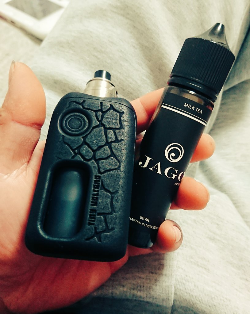 toru126vape's tweet photo. #JAGO #tinyvolcano #股間をバックに https://t.co/y7VSW2GE1t
