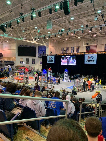 npt_robotics's tweet photo. Day 2 begins! Let's get this competition started! https://t.co/x4XFfhZI6b
