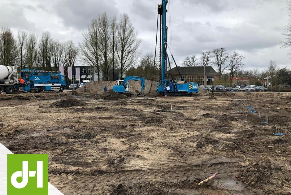 Start heiwerk #nieuwbouw #winkelruimte met #parkeerdek te #Boxtel!