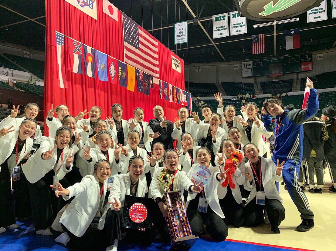 mjdc_Larme's tweet photo. ＊3.23 ✈️🇺🇸America Dance  Drill Team International Championship 2019 in Dallas
🏅Hiphop部門 準優勝（294点/300点）
🏅団体総合 第５位
🏅特別賞-wow factor-
今までの努力のすべてが報われた日となりました。
大好きな最高の仲間達とこんなにも素晴らしい舞台に立てたことに、心から感謝します。 https://t.co/VCGMYYRUcf