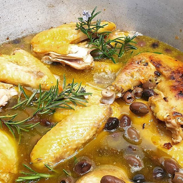 FontellaVena's tweet image. #faraona alla #cacciatora #sanquiricodorcia #tuscany #valdorcia #viafrancigena