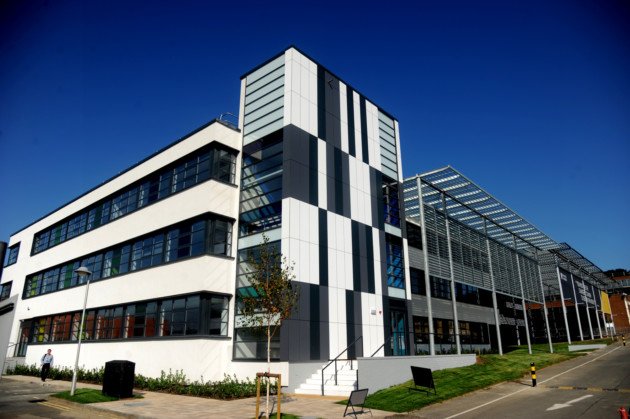 Suitcase TV Ltd (@suitcasetv) on Twitter photo What a beautiful day! Big thanks to <a href="/sprestonuk/">Sean Preston 🎓</a> and <a href="/UniofSuffolk/">University of Suffolk</a> for lending us their computer labs for exciting, big-scale testing this morning 🌞 check back on Monday when we'll share details of the results.
#remoteproduction #latency #innovation #broadcast #ipproduction What a beautiful day! Big thanks to <a href="/sprestonuk/">Sean Preston 🎓</a> and <a href="/UniofSuffolk/">University of Suffolk</a> for lending us their computer labs for exciting, big-scale testing this morning 🌞 check back on Monday when we'll share details of the results.
#remoteproduction #latency #innovation #broadcast #ipproduction
