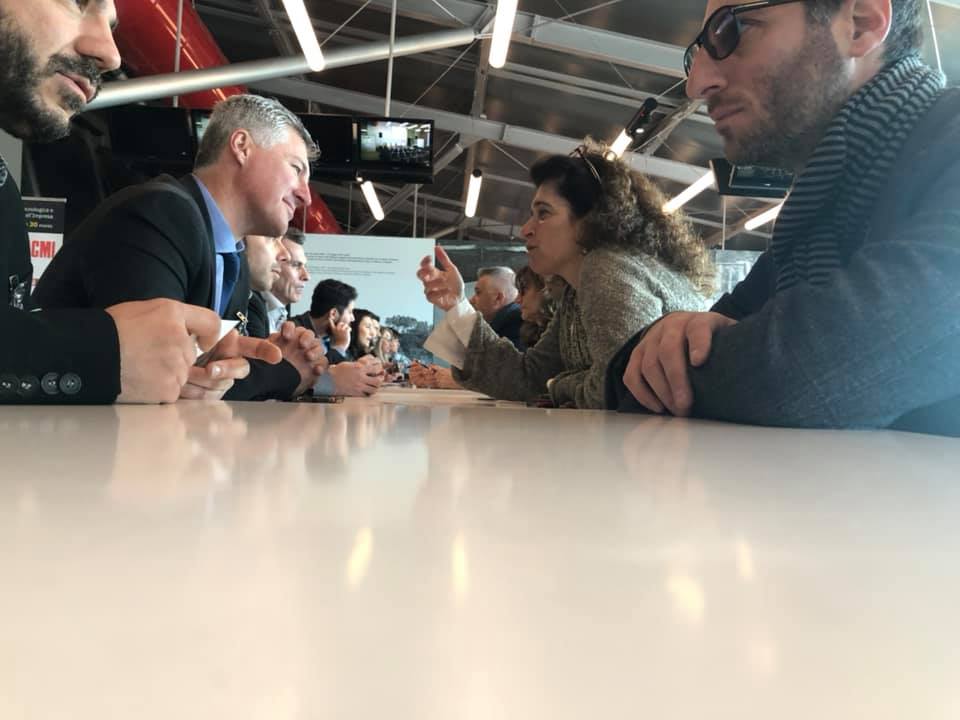 Ci siamo. Siamo ad Imola Programma. Apre le danze un giro di valzer tra le aziende, con la formula dello speed-date per fare network.