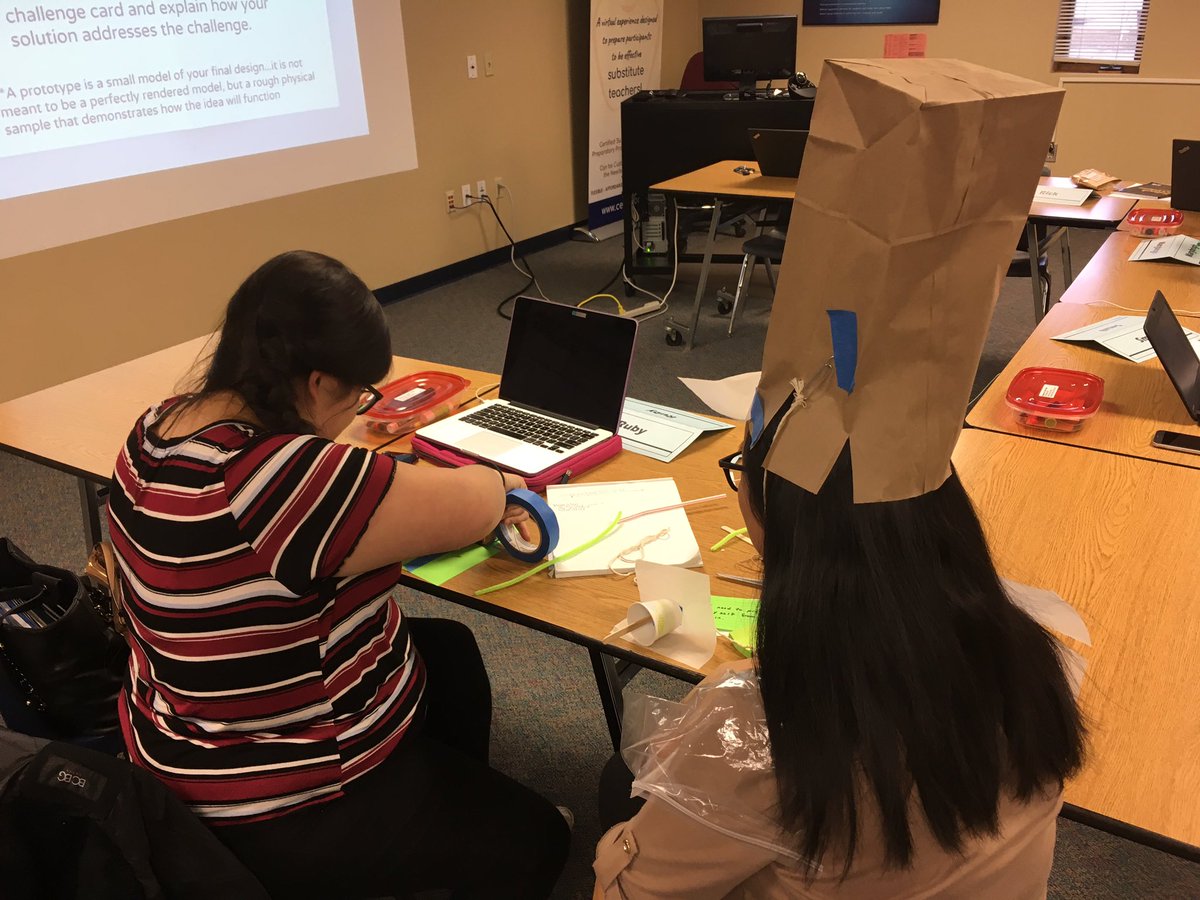 TLemmensCESA7's tweet photo. An evening spent collaborating, designing innovatively and thinking computationally. #ThisIsC7 https://t.co/KSgWIUBbkY