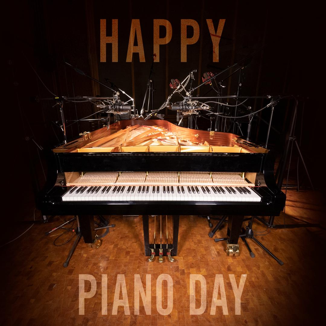 NI_News's tweet photo. It's @piano__day 🎹 Check our blog for a curated selection of our best #piano #tutorials, features &amp; #interviews with keyboardists and #neoclassical greats from across the whole musical spectrum: https://t.co/7s5D5KMqE7 #PianoDay2019 https://t.co/4mt2uCDMZE