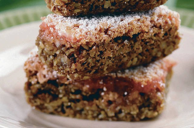 Local Moco: This tart, fruity treat offers a unique option on the dessert table of any gathering, thanks to Muriel Miura, author of “Celebrating in Hawai‘i.” Here's the recipe - bit.ly/2UWreZN #Crave