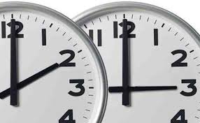 CorporalFarma's tweet photo. Ya hemos llegado al viernes y os recordamos que este fin de semana hay cambio horario.
El domingo, 31 de marzo, a las 02:00 horas serán las 03:00
¡Feliz fin de semana! https://t.co/LpLrfwUjUD