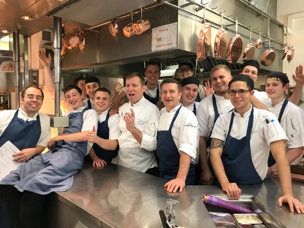 raymond_blanc's tweet photo. CHEFS - This is your opportunity to be part of the incredible @lemanoir team! 
We have Commis and CDP positions currently available - send your CV to careers.mqs@belmond.com @LeManoirCareers @ChefGaryJones @MichelinGuideUK https://t.co/1xOdbovUfJ