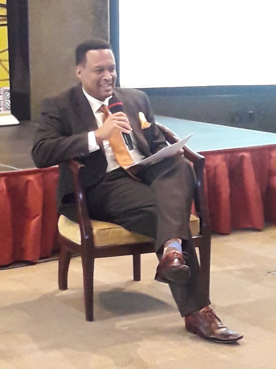 ArtandFinAfrica's tweet photo. @DonaldWangunyu of Standard Investment Bank speaking on Capital Raising for creative institutions and the option available  #AAFA2019 @Wabuniiz https://t.co/hLQJpoLcYJ