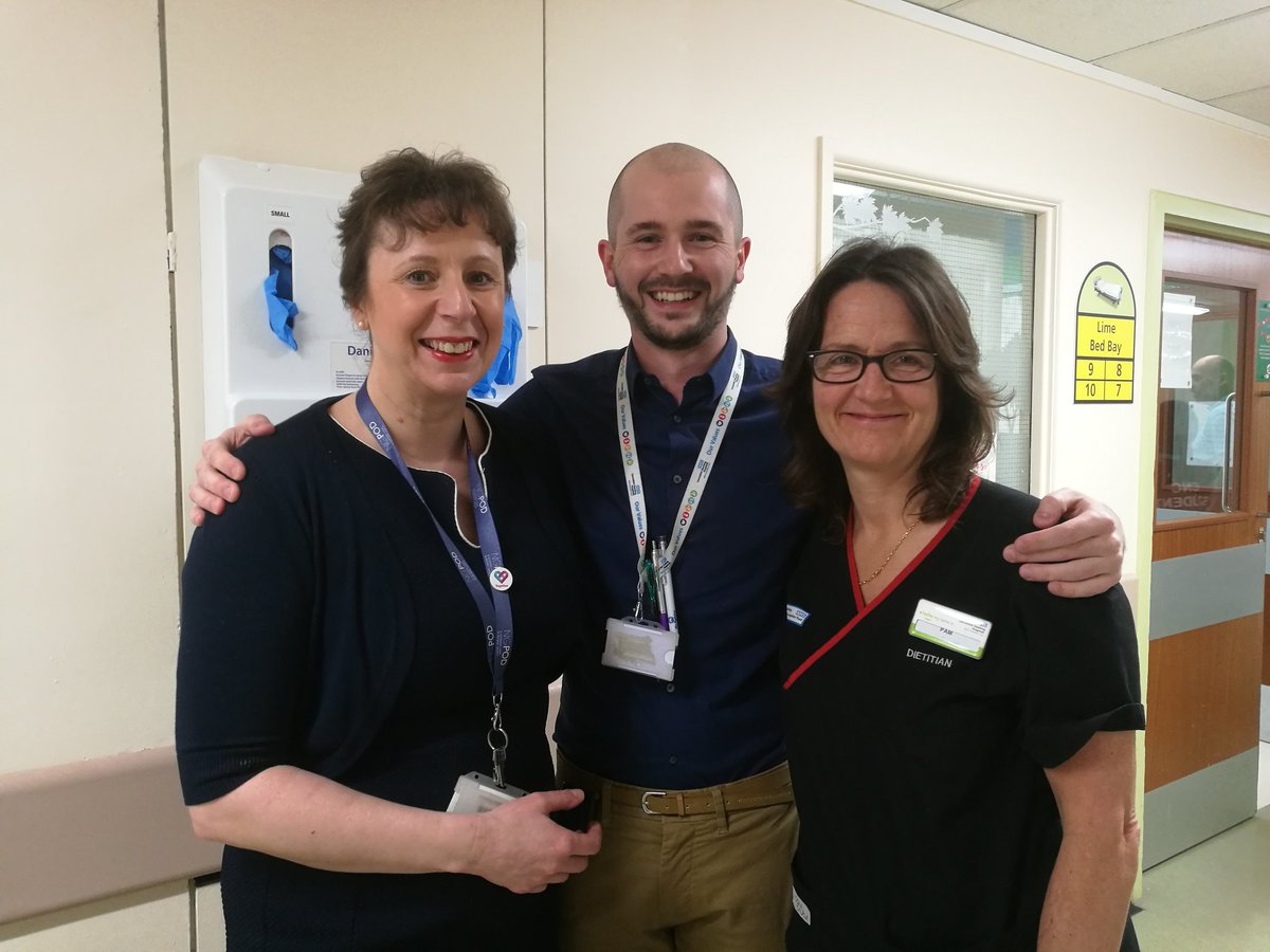 rickmarshall92's tweet photo. I forgot I am already on twitter 😀. Just been dormant and now back in action (forcibly) @EarleyTracy @pharmacylthtr @ashtonandrea @LancsHospitals https://t.co/dZr0aZKOoU