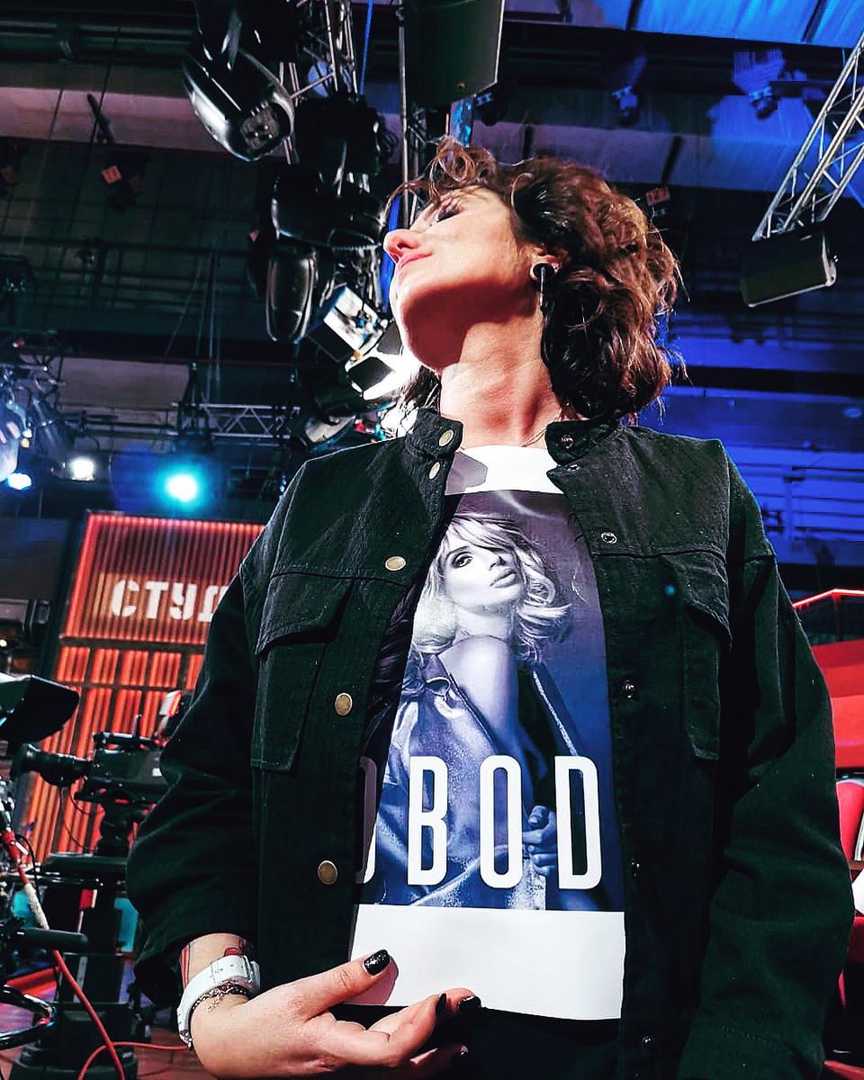 fruktbl's tweet photo. Пятница в наших сердцах 😉
#fruktblbackstage https://t.co/8cZmYQGzrn