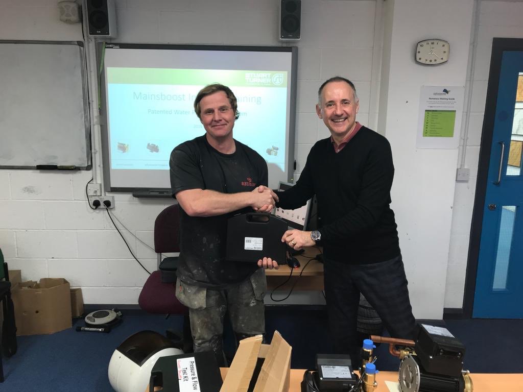 StuartTurnerLtd's tweet photo. NVQ 3 student from Cardiff College, Ryan, won the Pressure &amp; Flow Test Kit yesterday where 16 students were given training on #Mainsboost products! https://t.co/nf8t9juI5N