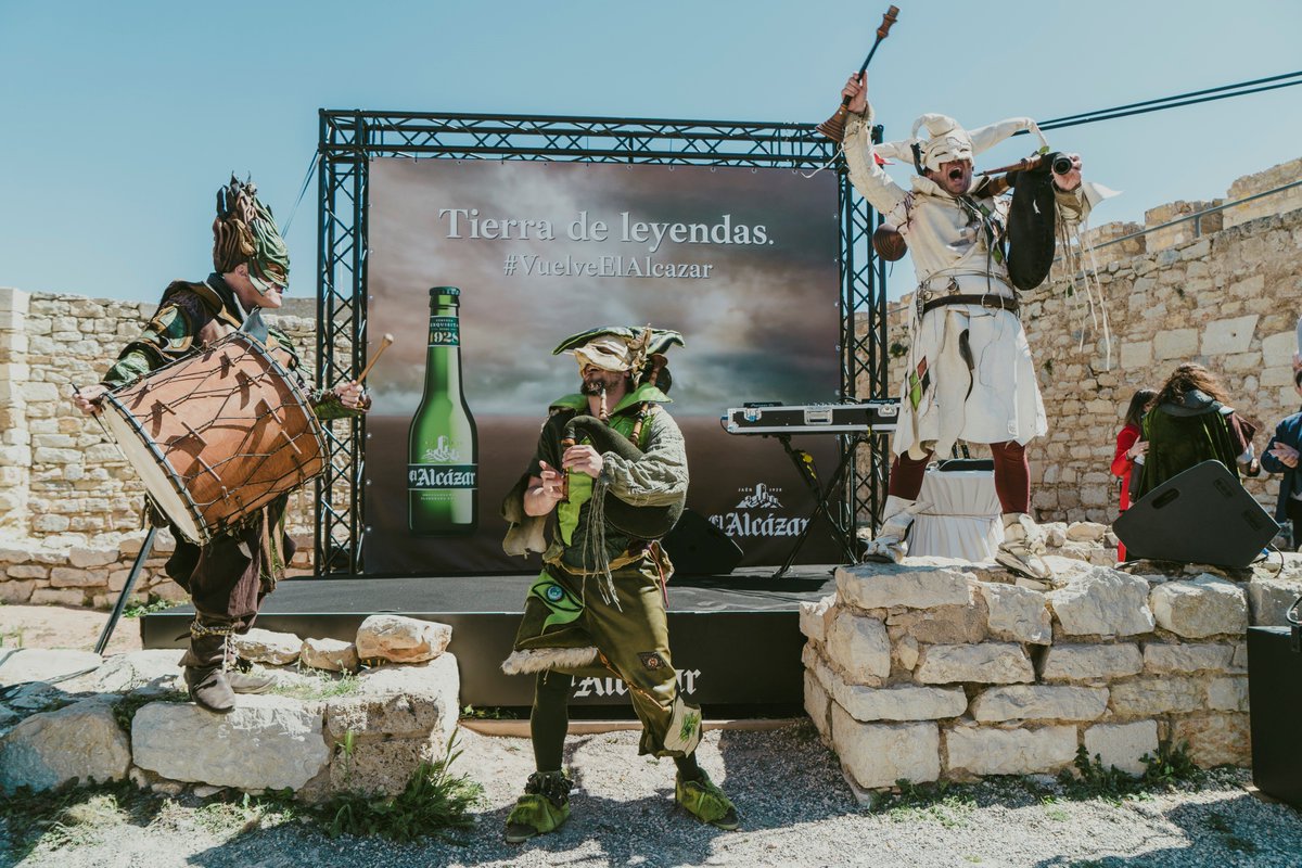 Ayer celebramos el regreso de un mito <a href="/cervezasalcazar/">Cervezas El Alcázar</a> en un espacio de leyenda, el Castillo de Santa Catalina de Jaén. Una cerveza orgullosamente elaborada en Jaén con una receta inspirada en la original, ¡exquisita! #VuelveElAlcazar #TierradeLeyendas