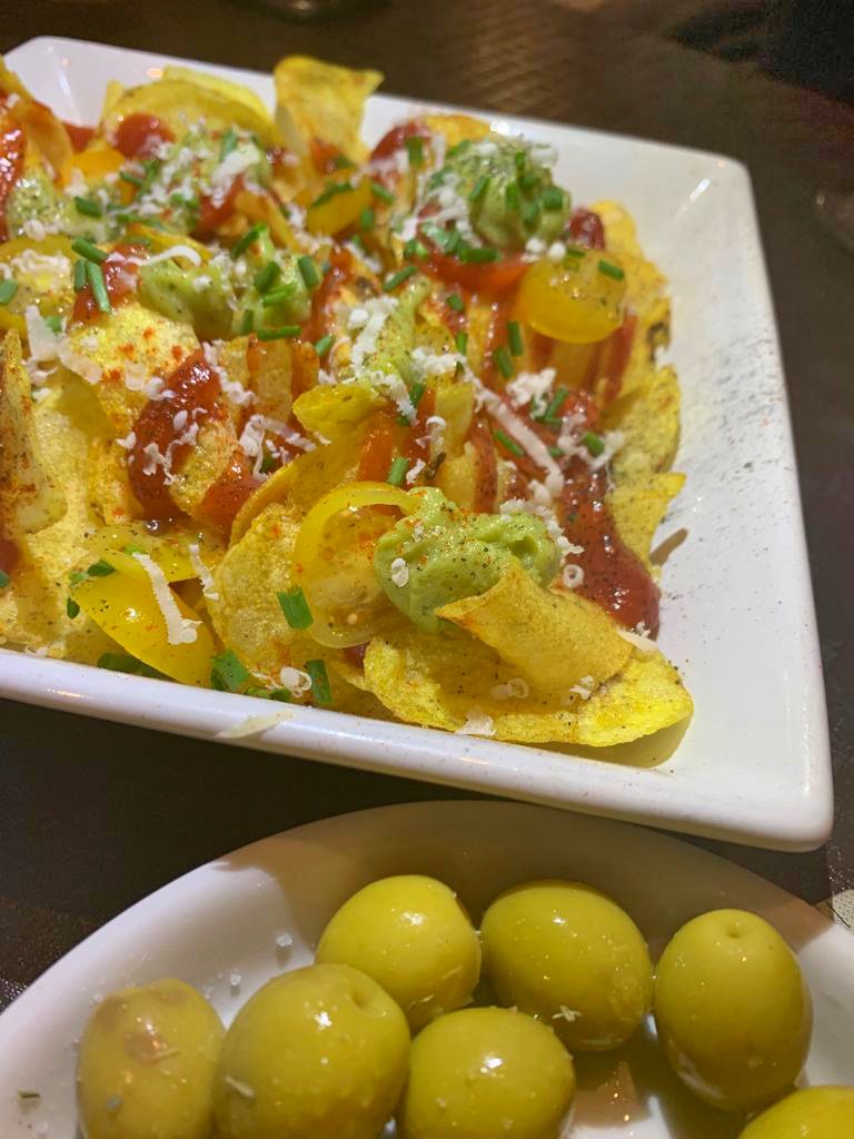 CafeteriaPinver's tweet photo. El almuerzo y aperitivo de los viernes, también se disfruta en #CafeteríaPinver 🍻

¡Te esperamos! 😊

#Almuerzo #Aperitivo #Calasparra https://t.co/snnAjS0uIg