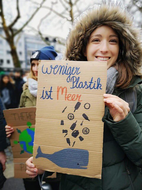 future2_day's tweet photo. #Fridays4Future >#solutions4future!

Let us bring the movement to the #nextlevel and start working on #solutions via | https://t.co/AYQo1dtuZg |#csr #Sustainability https://t.co/ClbbgUVUk2