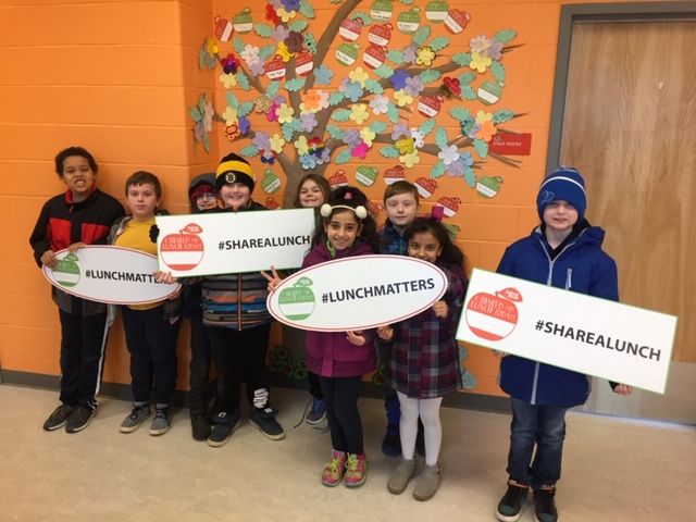 SchoolLunchAssn's tweet photo. The students of @eastpointelem are reminding you all to return your #sharealunch envelopes and apple cards to your school today. #lunchmatters @NLESDCA @NLTeachersAssoc @coast1011 https://t.co/WsFExWySpA