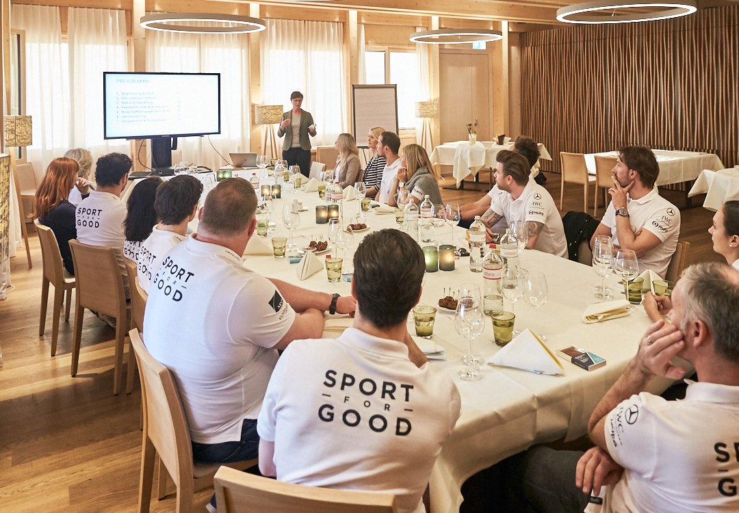 scattacustom's tweet photo. At the Ambassador Meeting of the Laureus Foundation Switzerland the new Polos from Scatta were used. We look forward to the further partnership!

#LaureusFamily #scattacustom https://t.co/kqN2ad6f48