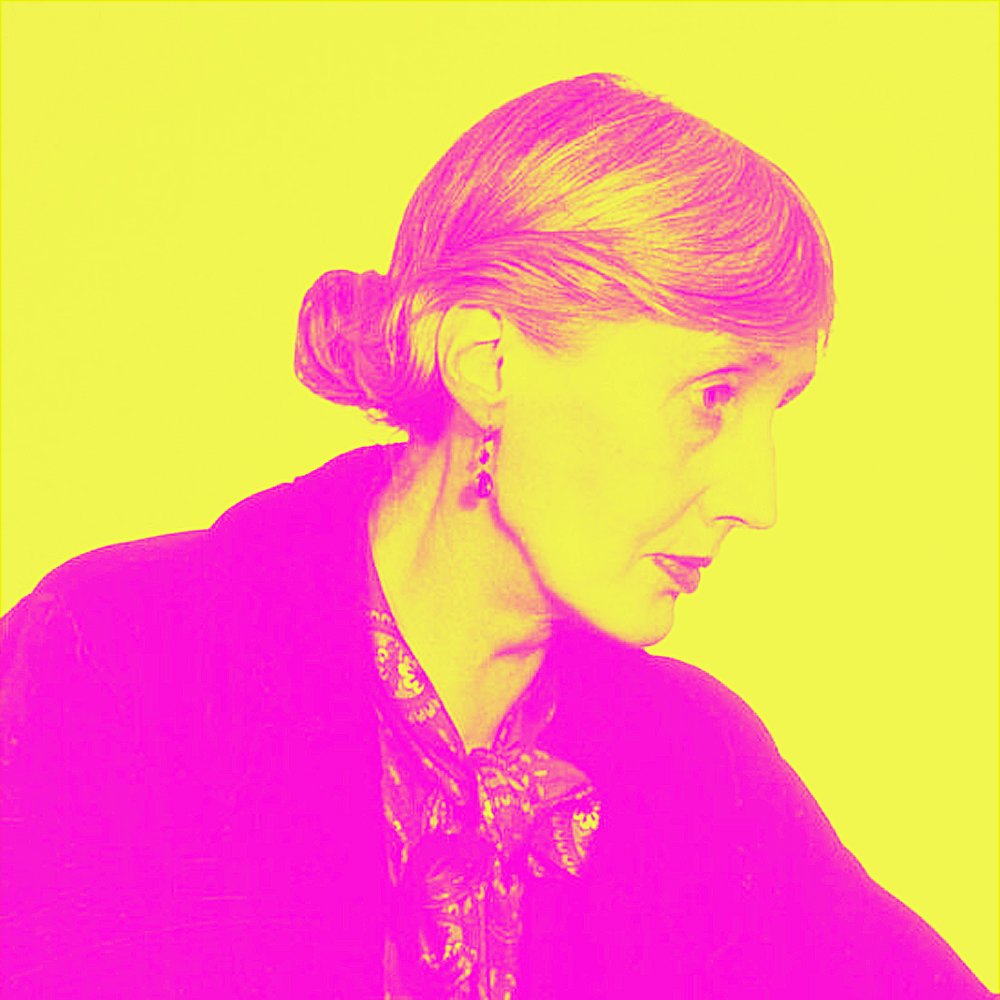 MGEdiciones's tweet image. Hasta el domingo podéis aprovechar la oferta del pack de #VirginiaWoolf que incluye 'Las mujeres y la literatura', una taza y un juego de 6 postales 🤩 (envío incluido dentro de la Península. Oferta válida hasta fin de existencias). Más info ladragona.es/catalogo/taza-…