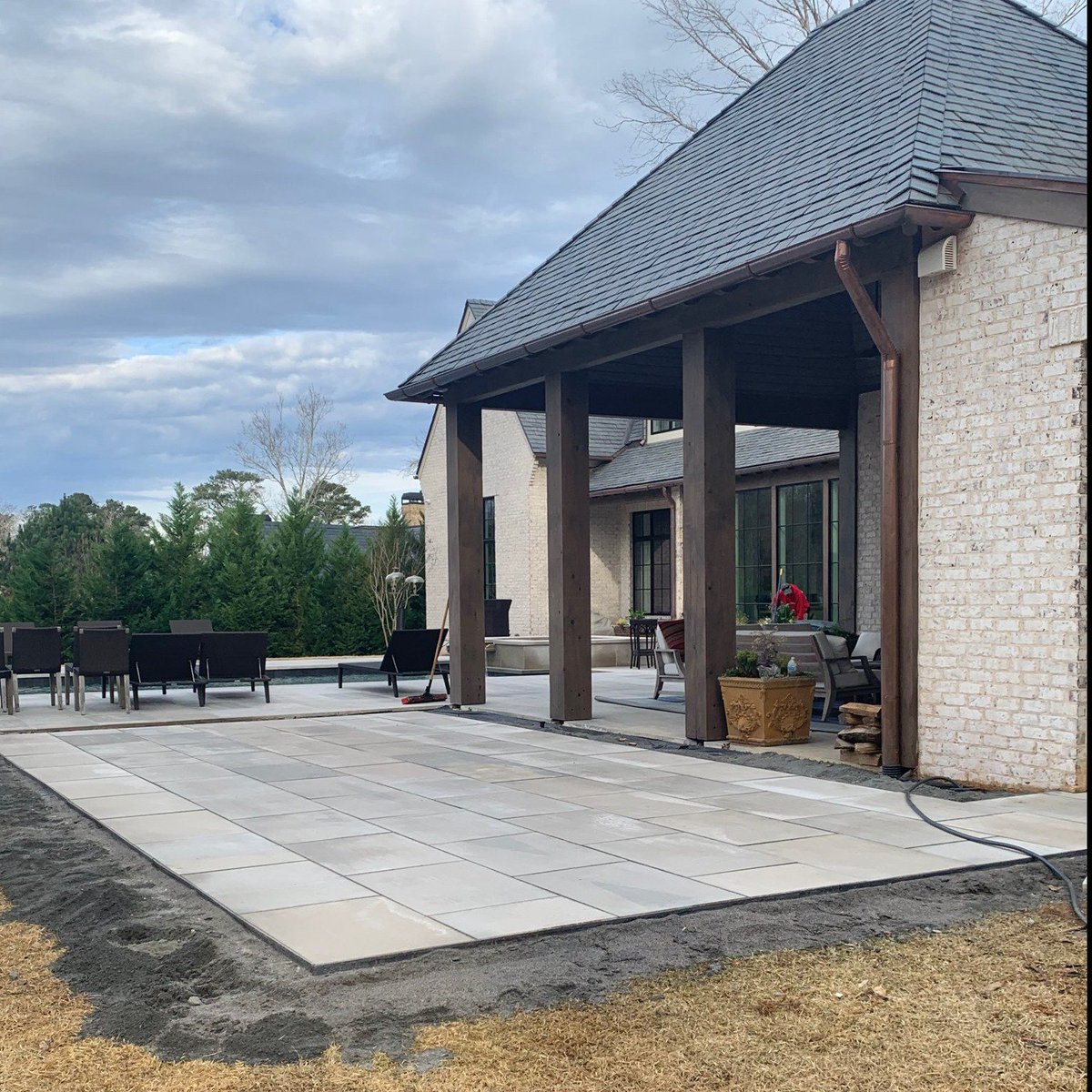 AllianceGator's tweet photo. Ahhhh, the versatility of Gator Base! Here's a project with 2" limestone slabs.
-
#gotgator #gatorbase #naturalstone #limestone #patio #stonepatio #alliancegator https://t.co/Geh91Xgo5u