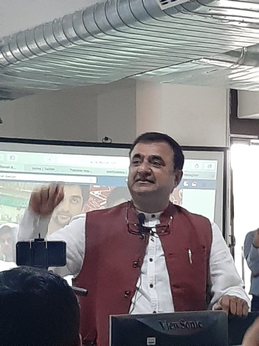 IndoAmericanCtr's tweet photo. I was a pleasure interacting with developers, android developers, testers and management on Cybersecurity at ISHIR. Rakshit Tandon it was an eye opener. Thanks for a brilliant session. Thanks @Chetan for organizing this. https://t.co/qVPCpF5eKW
