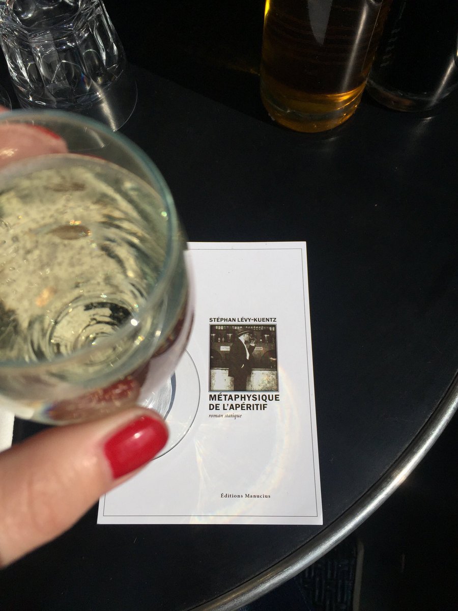 AlexandraYonnet's tweet photo. @VendrediLecture #métaphysiquedelaperitif #stephanlevykuentz 😍 https://t.co/yzIIugtR3R