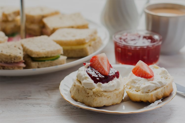 Northumberland’s most enticing afternoon tea spots - from decadent delights in boutique surroundings to hearty finger food in casual cafes: 
cottagesinnorthumberland.co.uk/guides/top-fiv…