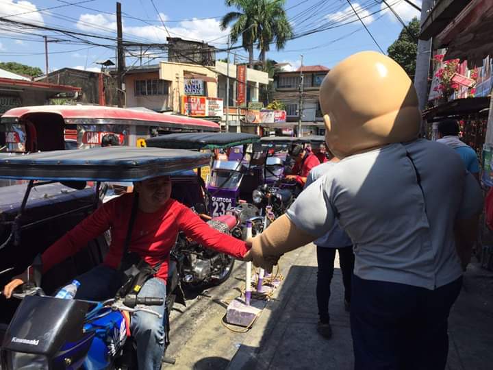 Solid_BATO's tweet photo. SOLID NA SUPORTA ANG PINAKITA AT PINAHAHAYAG NG MGA KABABAYAN NATIN SA PROJECT 3 MARKET, QC. Pinaaabot namin ang taos-pusong pasasalamat sa matatamis na ngiti at solid na pagtangkilik sa ating pambatong Senador, BATO DELA ROSA (#24).
#PusoParaSaPilipino #24DelaRosaBATO https://t.co/Ijbo8BXlCf