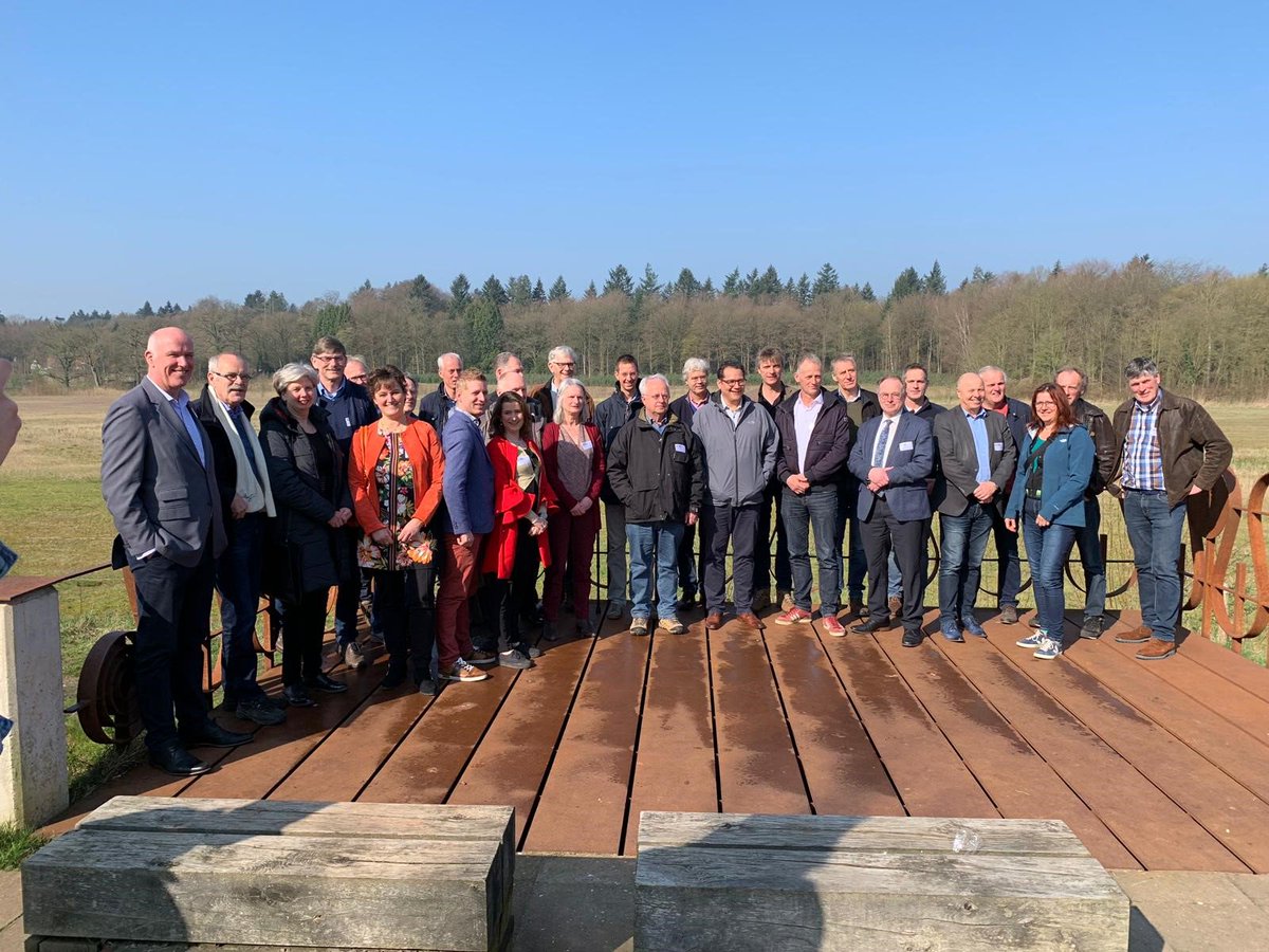 Het nieuwe AB leert vandaag niet alleen het gebied (#renkumsbeekdal) beter kennen waar zij zich de komende 4 jaar voor inzetten, maar natuurlijk ook elkaar! #teamworkmakesthedreamwork #waterschapsverkiezingen