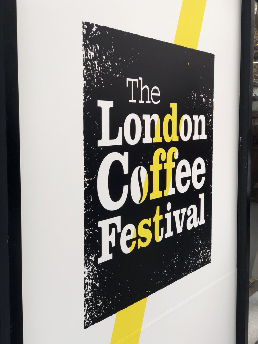 rabh's tweet image. Having a great time at @LdnCoffeeFest, especially getting to play around with a @lamarzocco Linea Mini