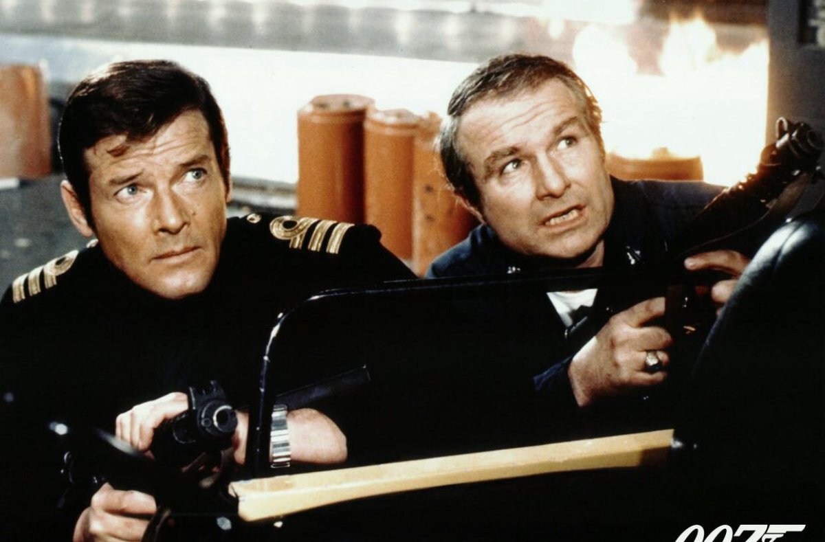 RIP that fine character actor SHANE RIMMER - a great face (and voice) in some of the best loved family films of the 70s: THE SPY WHO LOVED ME, WARLORDS OF ATLANTIS, STAR WARS. Thunderbirds. Amazing career. #ShaneRimmer 🇬🇧🎥