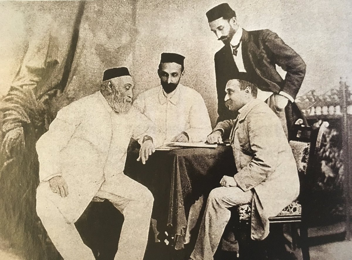 Parveen Kaswan Ifs ×'×˜×•×•×™×˜×¨ What A Powerful Picture Jamsetji Tata Extreme Left With His Elder Son Dorabji Tata Sitting In Front His Younger Son Ratan Tata Standing At The Back And