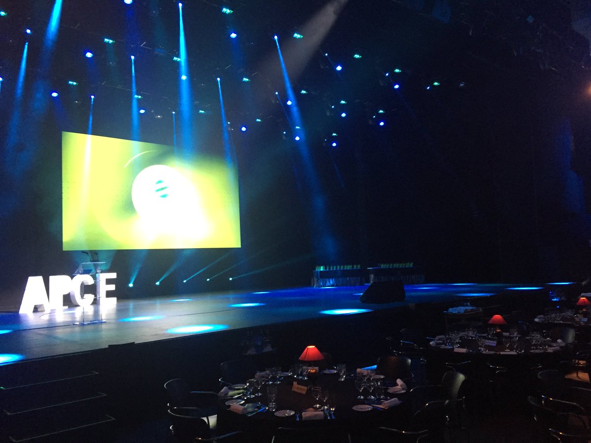 Durante a Gala do Grande Prémio APCE 2019 que teve lugar onde no Casino Estoril! Foi uma noite extraordinária! Parabéns a todos os galardoados e distinguidos!