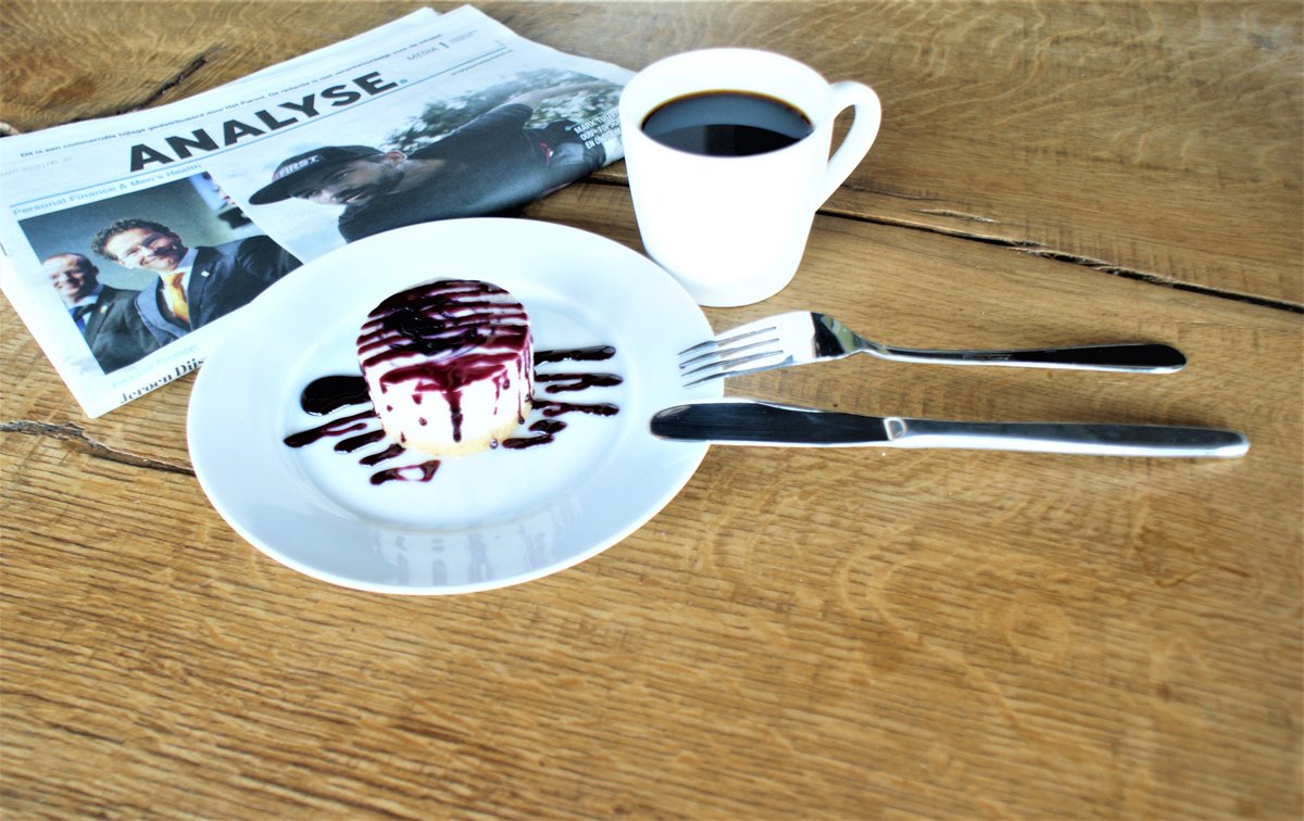 industry_coffee's tweet photo. #rtl7darts #BrexitDay #serverlessdaysams #BahrainGP Goedemorgen #ajapsv #1april Van Barneveld #lente Cheesecake Hengelo 

Marbled Bleuberry Cheesecake &amp; Koffie 

@industry_coffee Coffee Industry Hengelo https://t.co/wvjwQVRQ4v