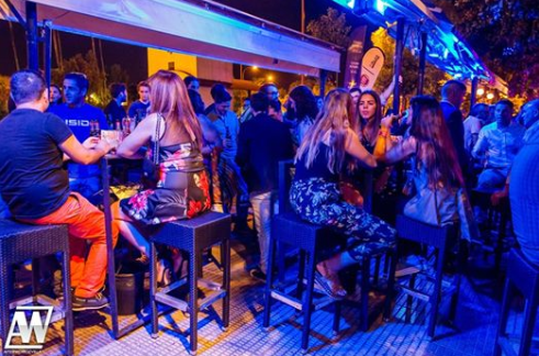 ⚡HOY VOLVEMOS⚡ Recuerda que HOY volvemos con XXXI Edición de #AfterWorkSevilla. 
📍 ¿Dónde y cuándo? Hoy viernes 29. En Bribon, desde 19h.
¿Aún no tienes tu invitación? 
¡Consíguela! 👉 bit.ly/2UM98Jd