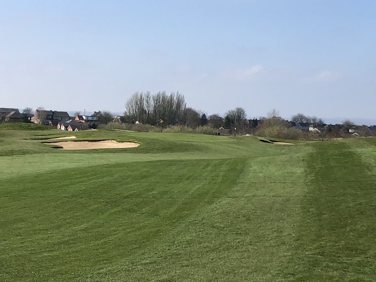 Course all set up for weekend and looking good in the sunshine