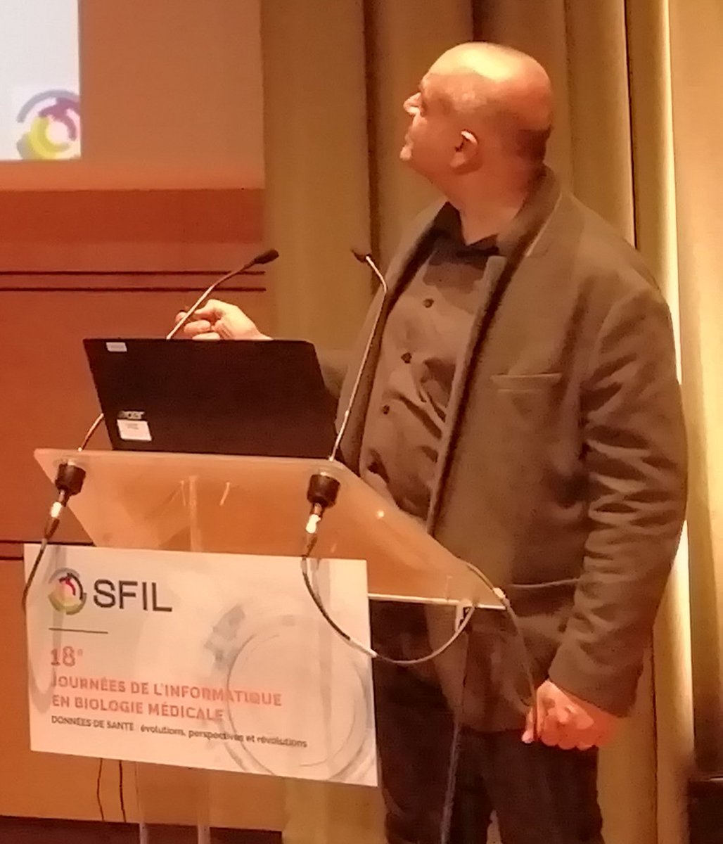 sfilasso's tweet photo. #CongresSFIL2019 Retour d’expérience les serveurs de données patients : Bruno Gauthier https://t.co/yVkz6ywdZV