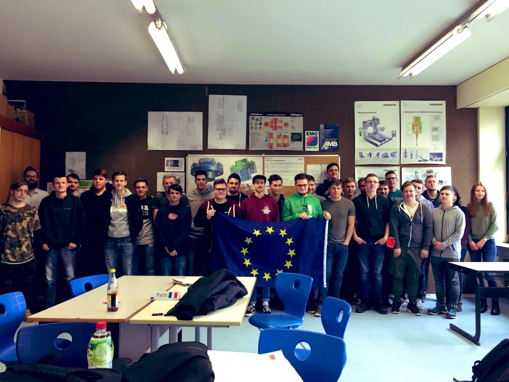EurosocDigital's tweet photo. This time we are challenging the students‘ creativity for #Europe further south of Germany. This time in Regen. Thank you for all your valuable inputs for our #FutureLabEU https://t.co/TxFsmHcapG