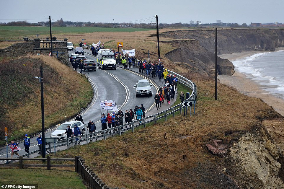 GorgonsonnSon's tweet photo. @PaulMcEllin1 @Nigel_Farage Yep!!
But these were elite, handpicked "trained to kill" type marchers. One of them equates to a thousand Remainers!
Field Marshal Frog 🐸 Forage leading from the front: fearless, fearsome and frog-like in his resolve!!
#StopBrexit
#GammonballRun
#EpicProtestMarch https://t.co/sP1xxn1GEh