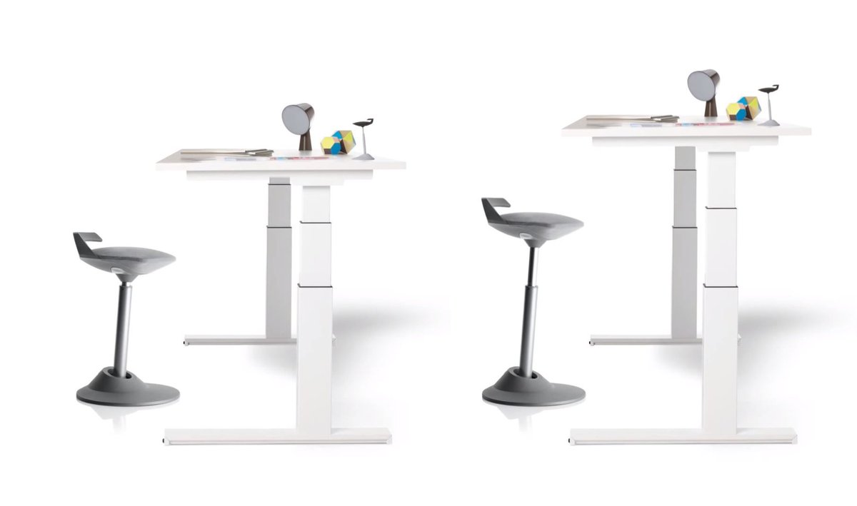 Round_Office's tweet photo. Disponible chez #roundoffice, le siège #muvman de la marque #aeris combine la position assise et debout. Confortable et pratique, il est doté d'une colonne centrale qui s'incline ainsi que d'un bord d'assise souple.

#assisdebout #lifeinmotion #ergonomicdesign #activestanding https://t.co/NkYBsd39jB