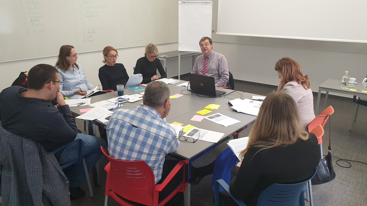 CEF_Ljubljana's tweet photo. Working together on further stimulation of #financial #inclusion and innovation.
#financialinclusion #payments #financialeducation #innovation #workingroups #CEFlearning https://t.co/PS0rLn3Fmi